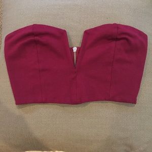 crop top w/zipper in the back